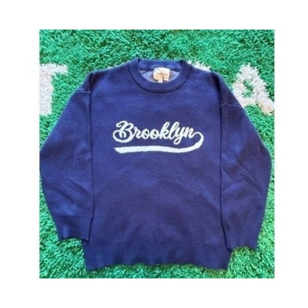 Pink‎ Rose Brooklyn Sweater Womens Medium Blue Excellent Graphic Knit Pullover